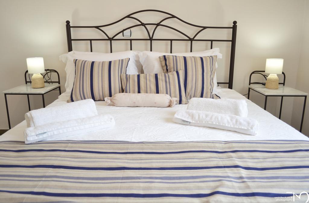 Ariadne & Theseus Apartments Naxos City Εξωτερικό φωτογραφία