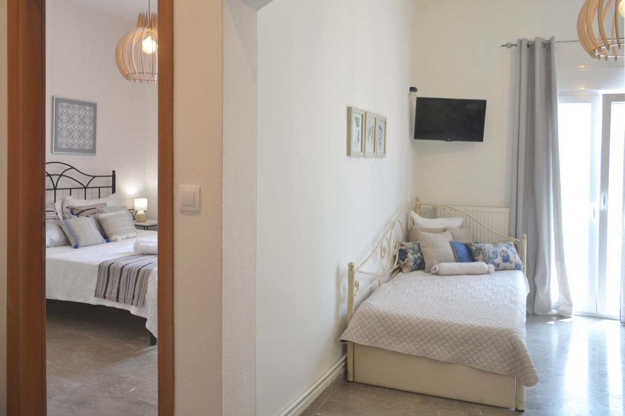 Ariadne & Theseus Apartments Naxos City Εξωτερικό φωτογραφία
